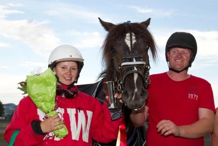 Martine Wessel, Rigel Pål og Tommy Fløysand på sermoniplass